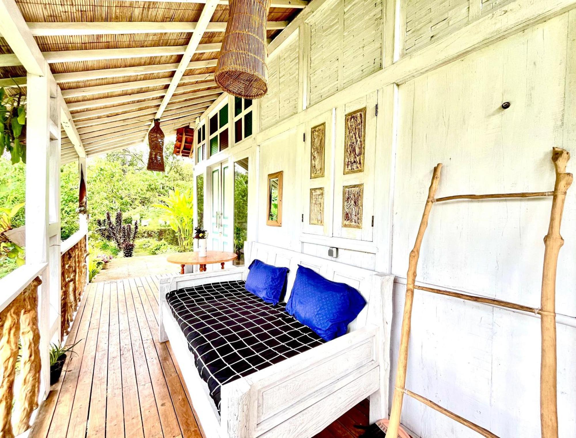 Pondok Is Oke Villa Scenic View Banyuwangi  Exterior foto